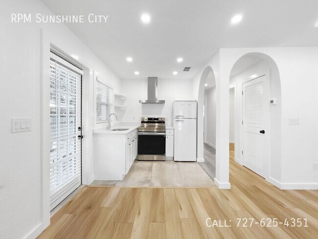 Photo - 4631 Queensboro Ave S Unit 4631