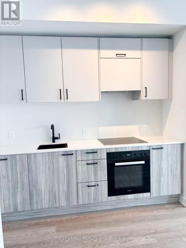 Photo - 1 Quarrington Lane Unit 2008