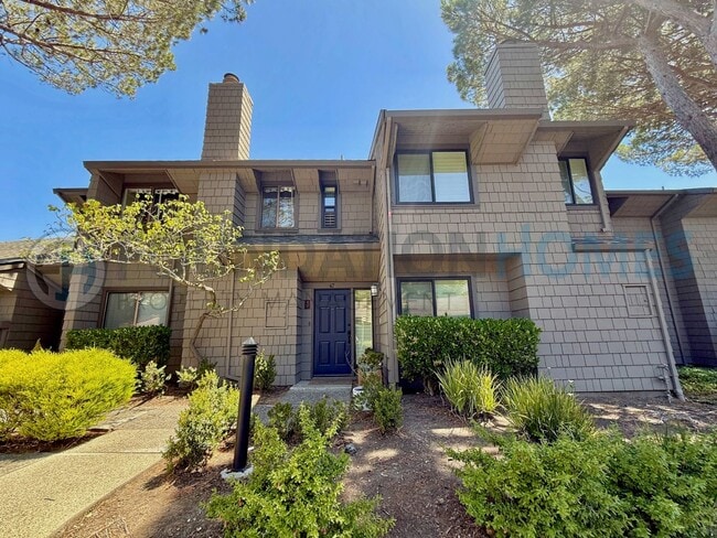 Building Photo - Tech-Enabled Sausalito Townhouse | Remodeled, Loft, Community Pool & 2 Carports - FOUNDATION