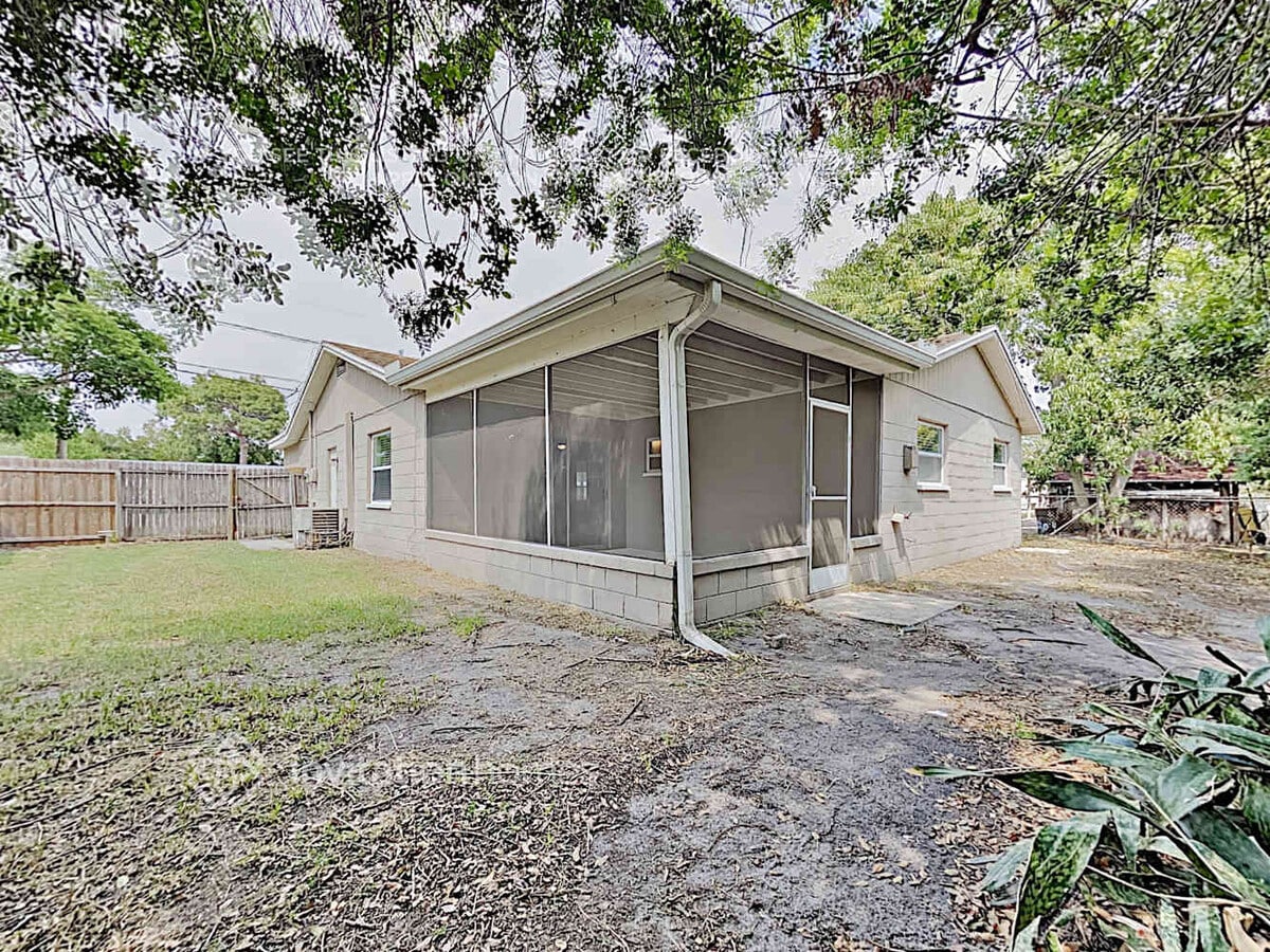 Photo - 4540 71st Ave N