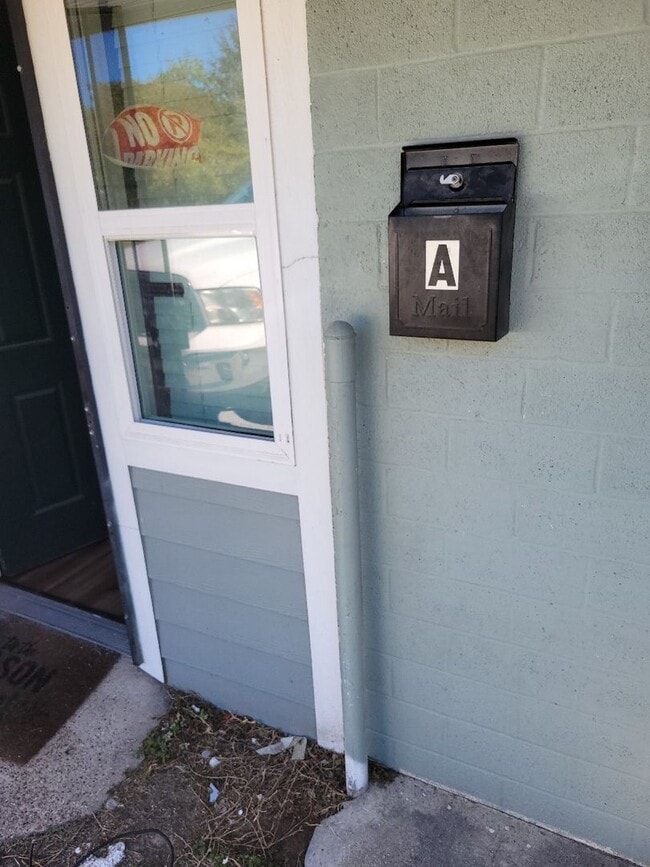 Photo - 6918 Irvington Blvd Unidad A