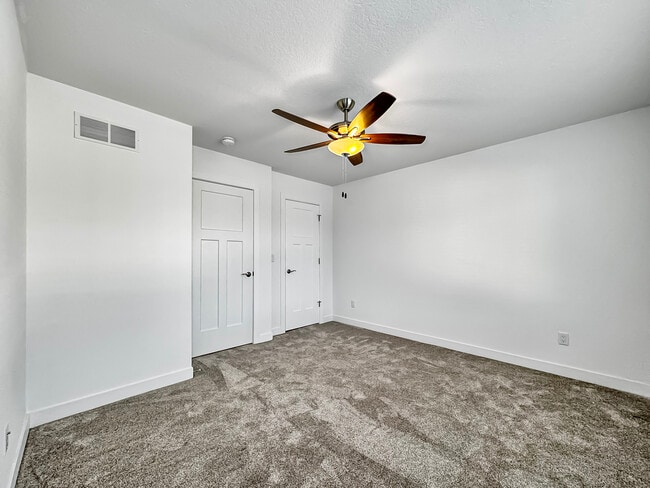 Townhomes at Tanglefoot Crossing
