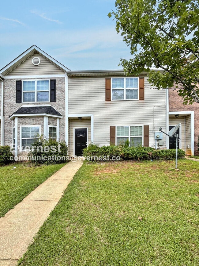 Building Photo - 8637 Thomas Ln Rental