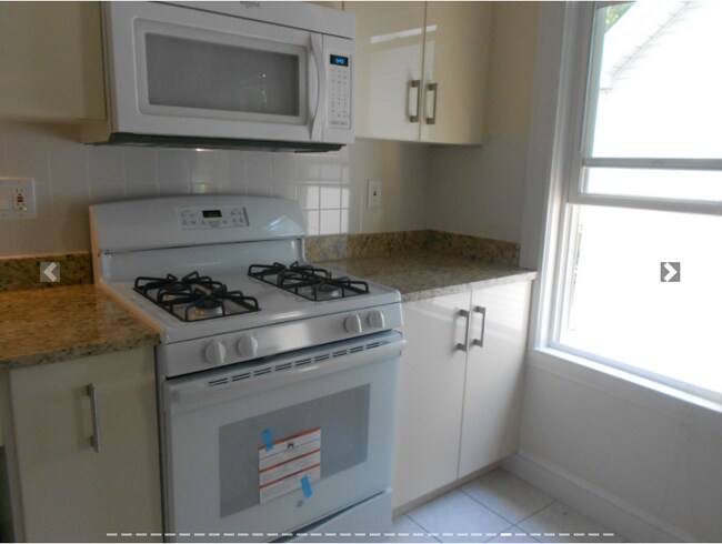 Photo - 63 Fairbanks St Unit 2