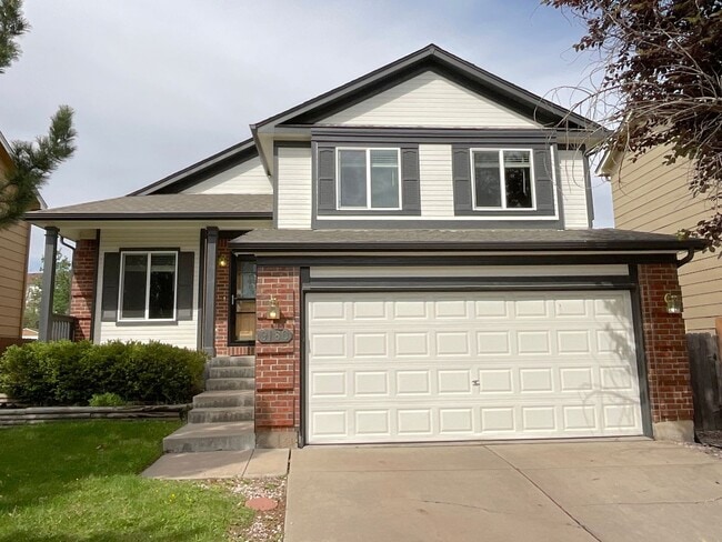 Building Photo - 5 Bedroom Home Available Near Briargate Pkwy & Austin Bluffs Pkwy!