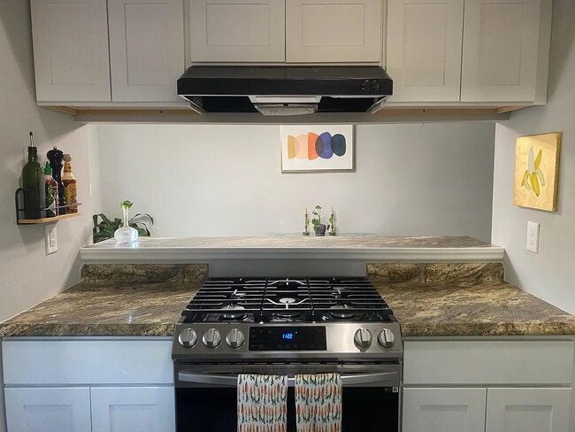 Photo - Room in House on Harmony Ct