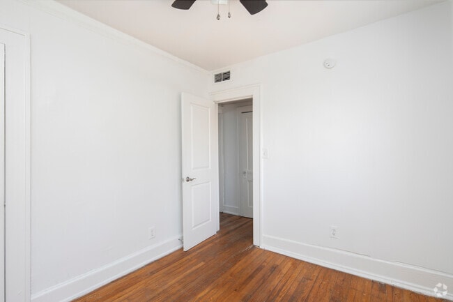 1 bed, 1 bath, 625 sq ft