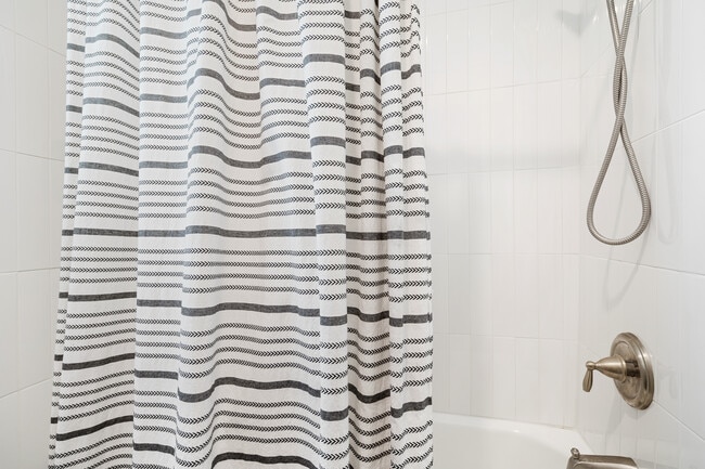 Photo - 5602 Greenhill Forest Dr