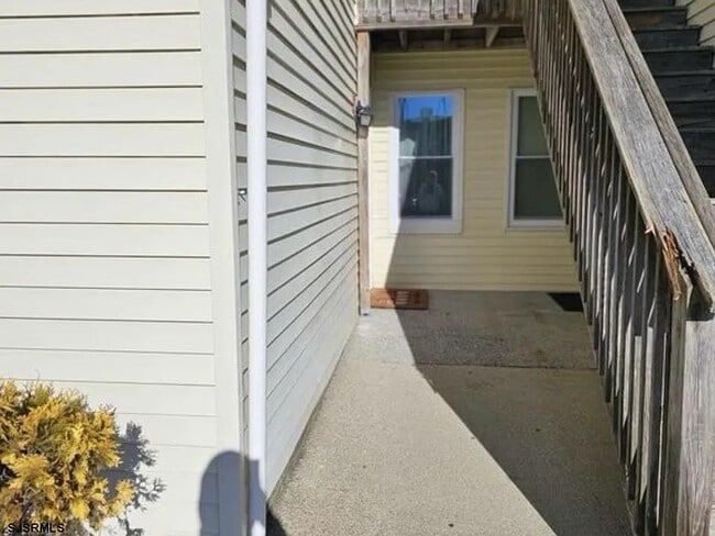 Building Photo - 700 N Franklin Blvd Unit 1101