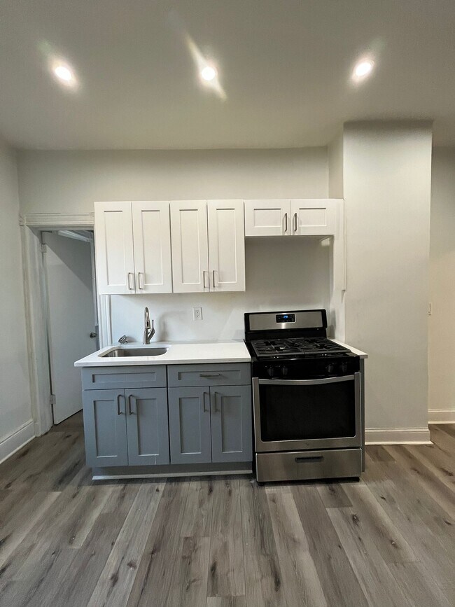 Photo - 96 Lembeck Ave Unit 3