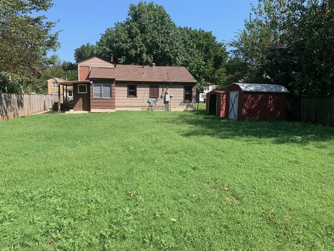 Photo - 3400 SE 20th St