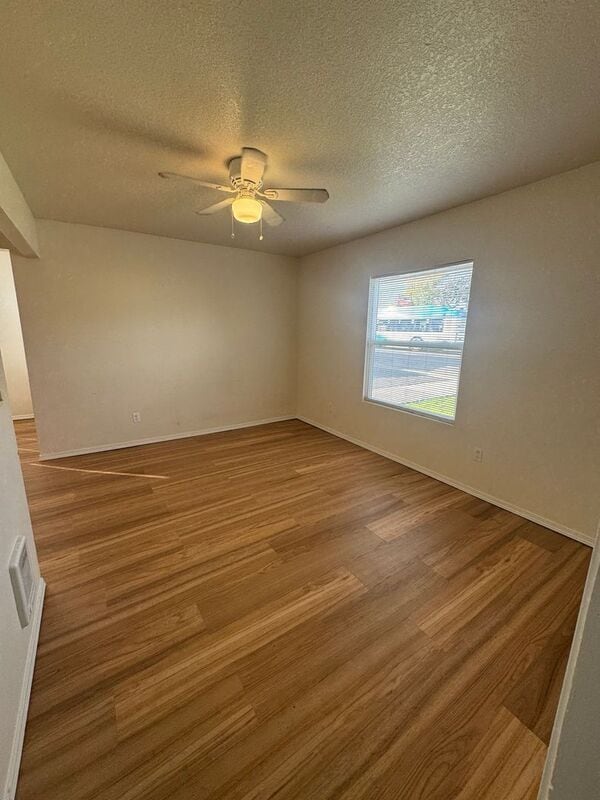 Photo - 1348 12th St SE