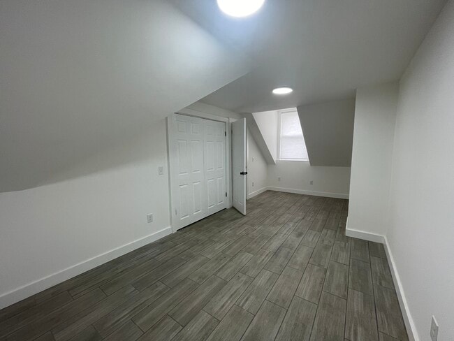 Bedroom - 148 Chilton St