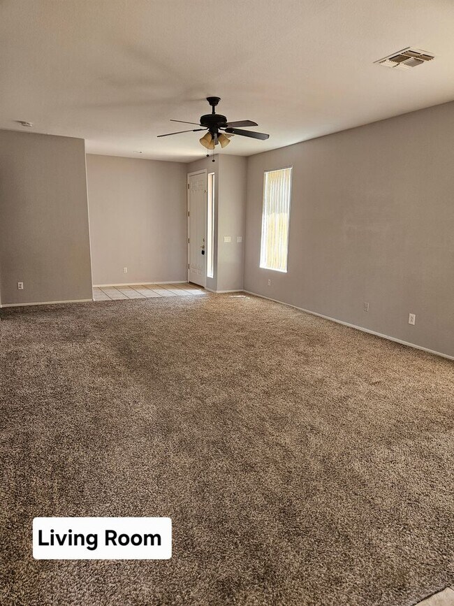 Photo - 4 BDRM, 3 BA. GILBERT