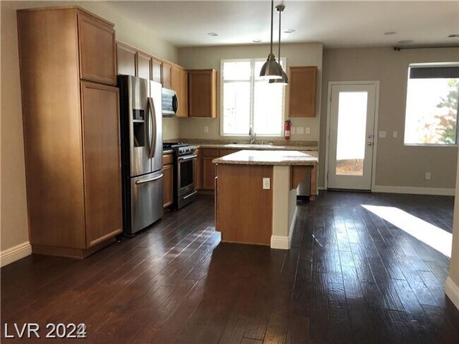 Photo - 7667 Albright Peak Dr