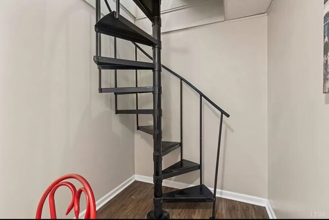 Photo - 139 Breckenbridge St