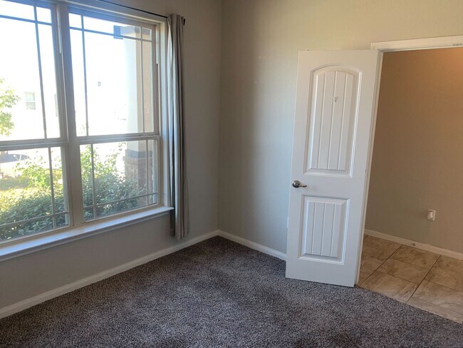 Photo - *COMING SOON* Comfort & Convenience – 2-Story Home with Fenced Backyard!