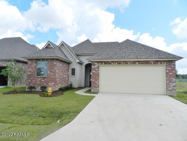 Building Photo - 124 Clover Leaf Dr