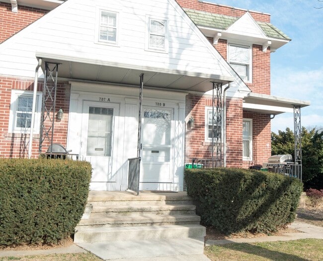 Photo - 735b N 22nd St Unit B