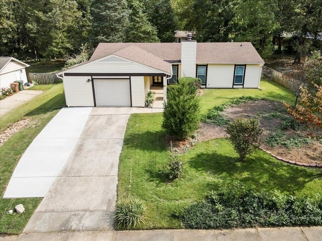 Photo - 1607 Burnley Dr