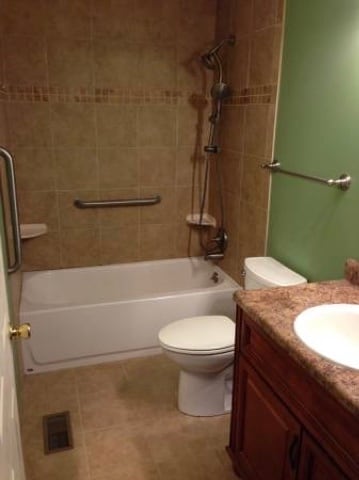 Photo - 417 Lincolnshire Dr