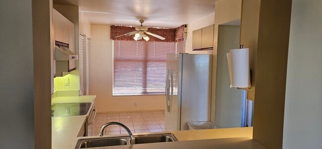 Photo - 4550 Pinebrook Cir Unit 605