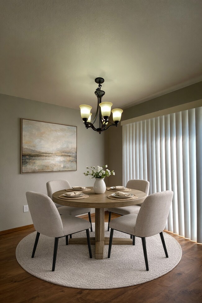 Photo - Hug3413(CWP) Unit B