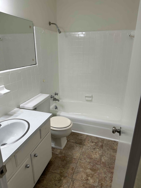 Photo - 2503 Redwood Ct Unit 4