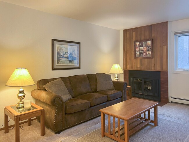 Photo - 310 E 11th Ave