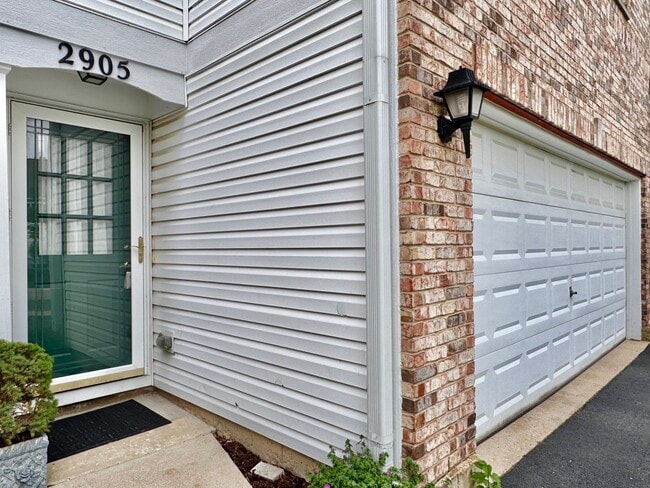 Photo - 2905 Stonewater Dr Unit 2905
