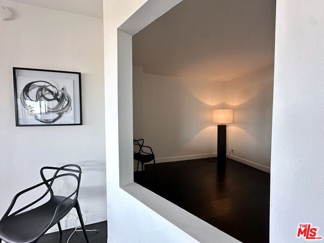 Photo - 999 N Doheny Dr Unit 408