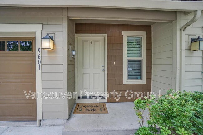 Photo - 9601 NE 72nd St
