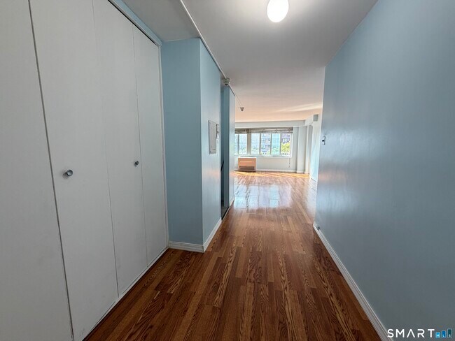 Photo - 100 York St Unit 8P
