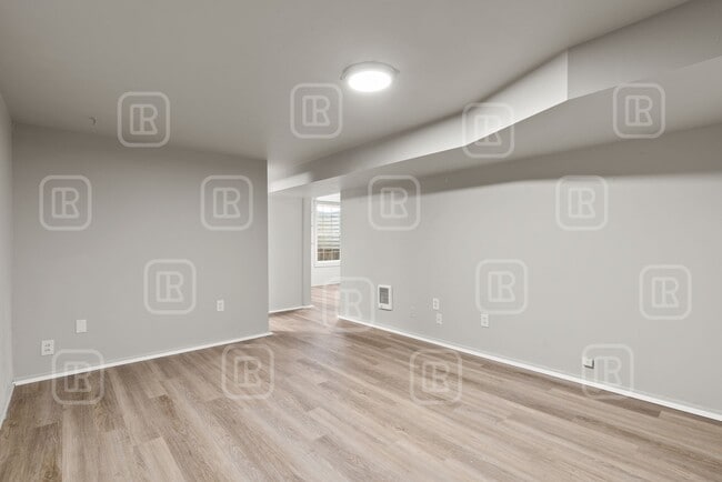 Photo - 7313 E 6th Ave