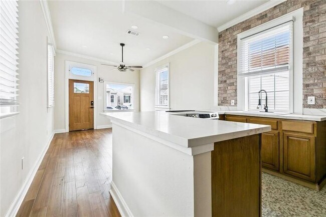 Photo - 2009 Governor Nicholls St