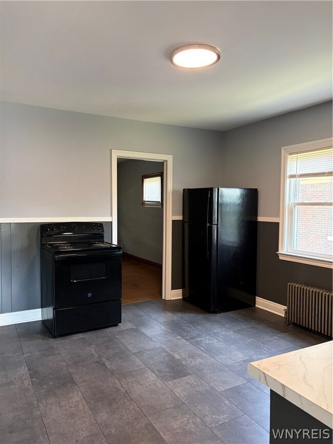 Photo - 1761 Welch Ave