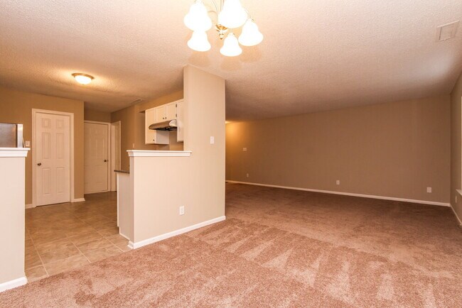 Photo - 16711 Aulton Dr