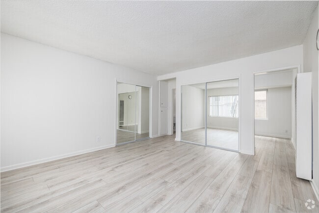 Studio - 400SF - Living Space