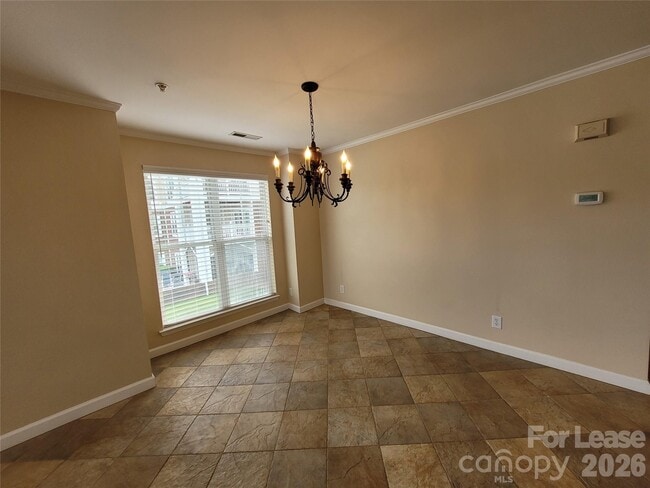 Photo - 940 Jetton St