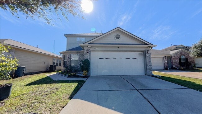 Building Photo - 2843 Oakland Brook St