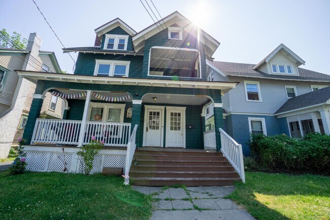 Photo - 969-971 Lancaster Ave Unit Lancaster 971