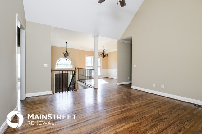 Photo - 255 Hawks Bend Ln