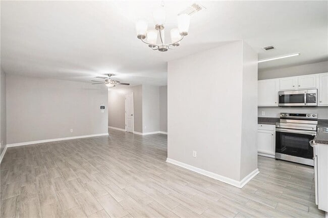 Photo - 6515 Snow Bird Ln
