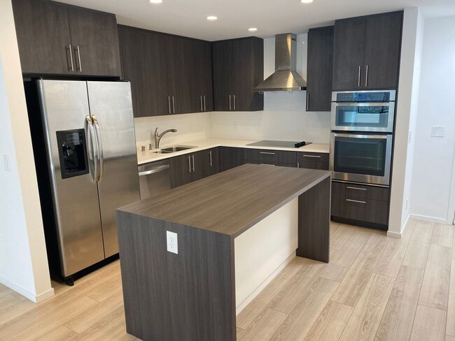 Photo - 2 Bed / 2 Bath | Midtown Condo Available Now