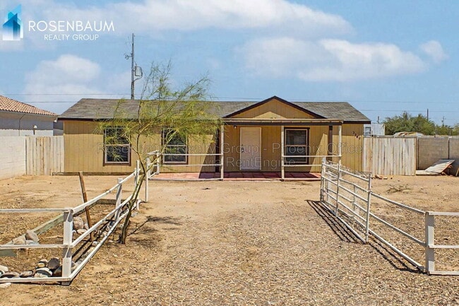 Building Photo - 3360 W Madera Dr