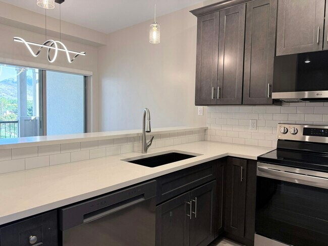 Photo - 67 S Main St Unit #401 - Juliette