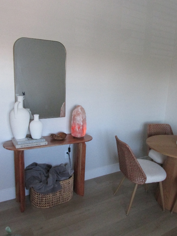 Building Photo - 2030 E River Rd