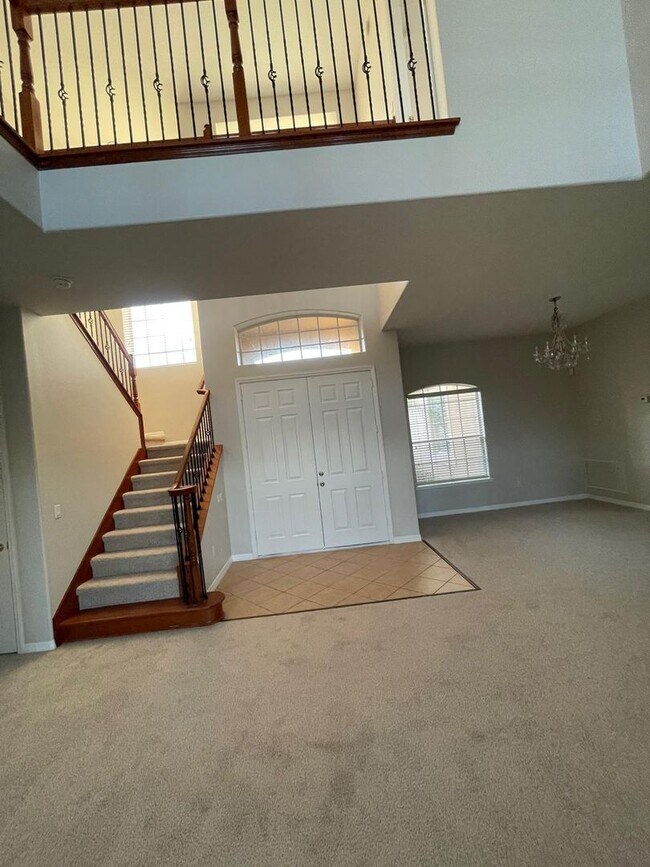 Photo - BRISTOL ESTATES 4 BEDRROM, 4 BATHROOMS, 3 CAR GARAGE HOUSE