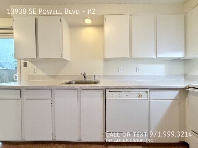 Photo - 13938 SE Powell Blvd Unidad #2