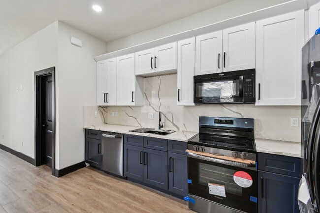 Photo - 3365 4th Ave S Unidad 3365 4th Ave S A